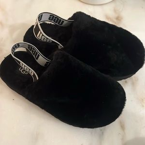 Ugg Kids Fluff Yeah slippers- black